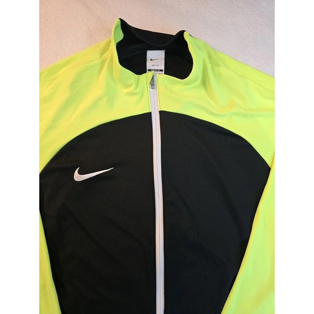 Nike Dri-FIT Slim Fit Men's Size XL Volt Colorblock Full Zip Track Jacket